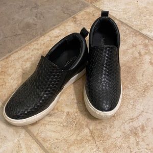 WANTED. brand shoes